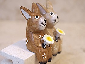 木彫り ウサギS カップル うさぎ グッズ 置物 かわいい 木製 オブジェ