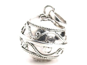 ガムランボール 海