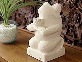 カエルの石像(プルメリア)(M) 置物 オブジェ 石 玄関 縁起物 おしゃれ