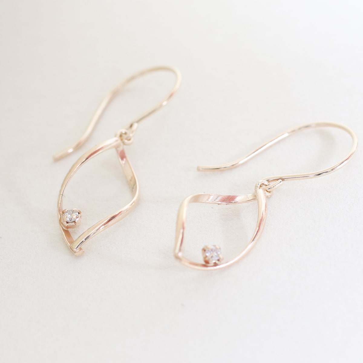 cococaru（ココカル） ピアス フックピアス ダイヤモンド k10 イエロー