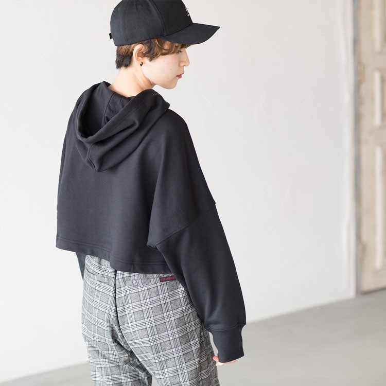 アディダス オリジナルス SC クロップド フーディー FIW78 DH2759 アディダス オリジナルス SC クロップド フーディー FIW78