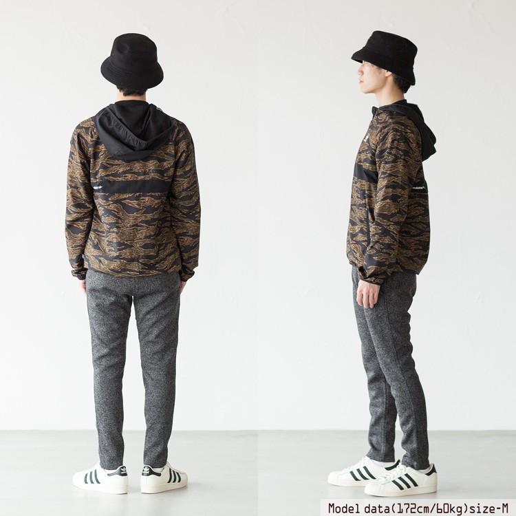 アディダス オリジナルス カモ AOP ウインドジャケット adidas