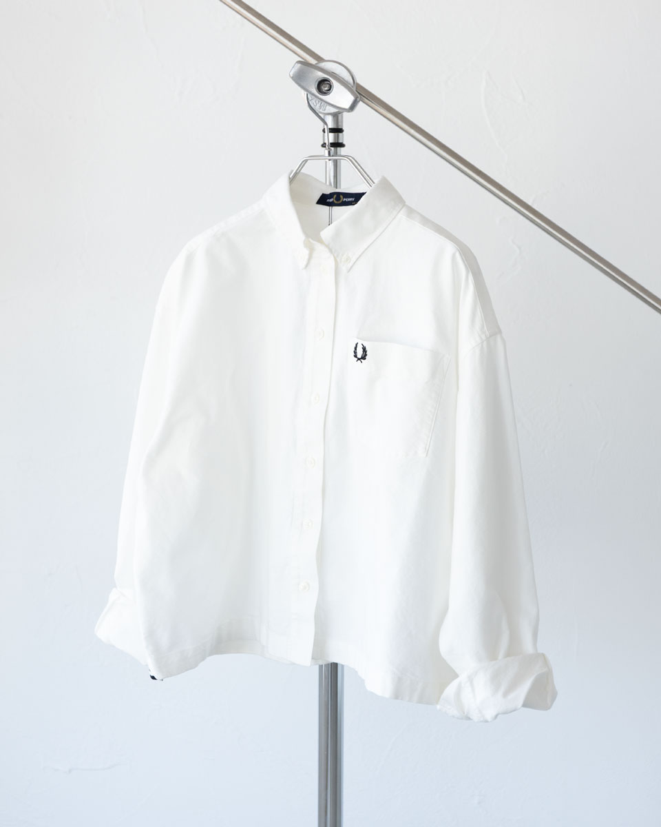 FRED PERRY（フレッドペリー） エンブロイダリー プラケット シャツ