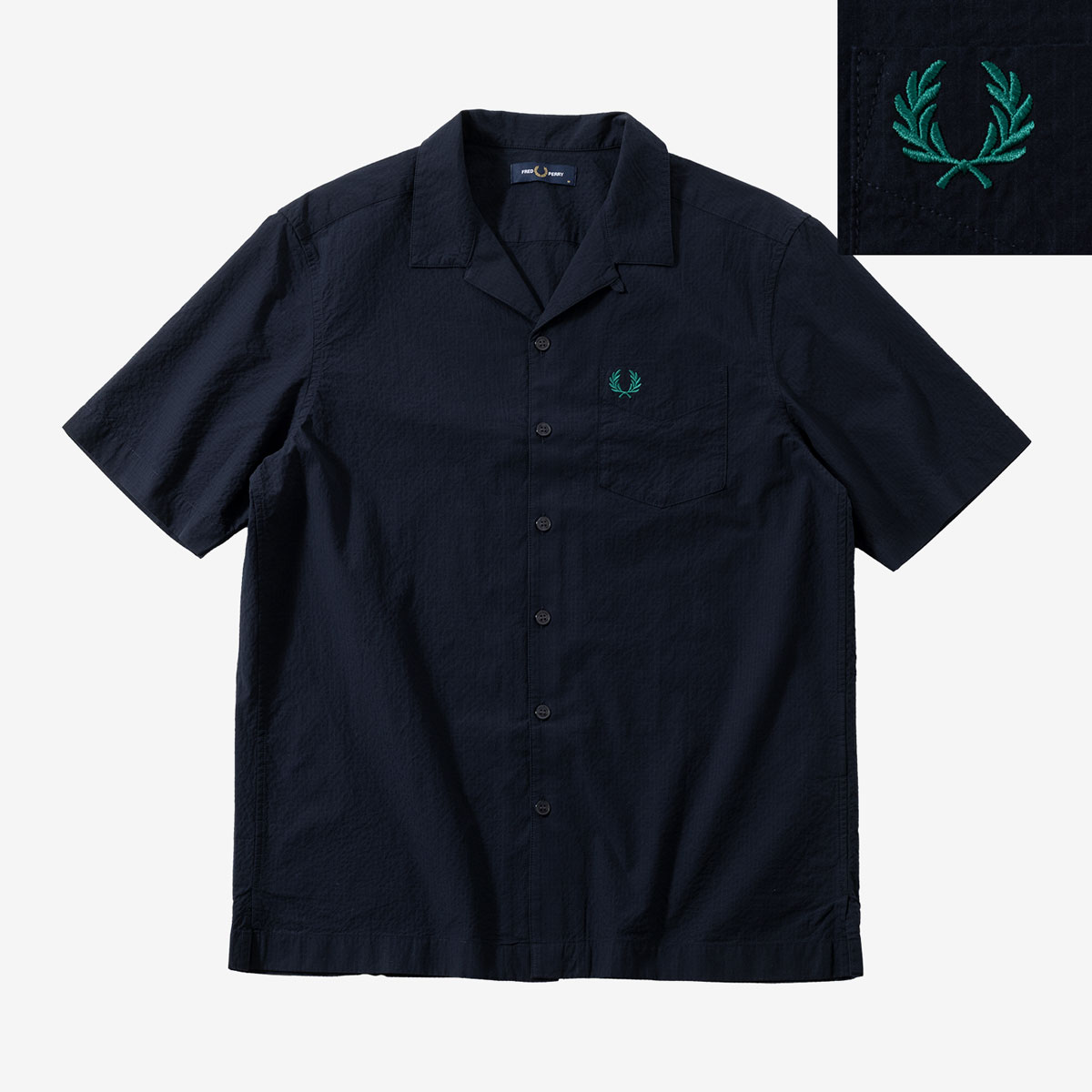 ホコリん❣FRED PERRY❦黒 バックプリーツジャケット 8 ジャケット・アウター