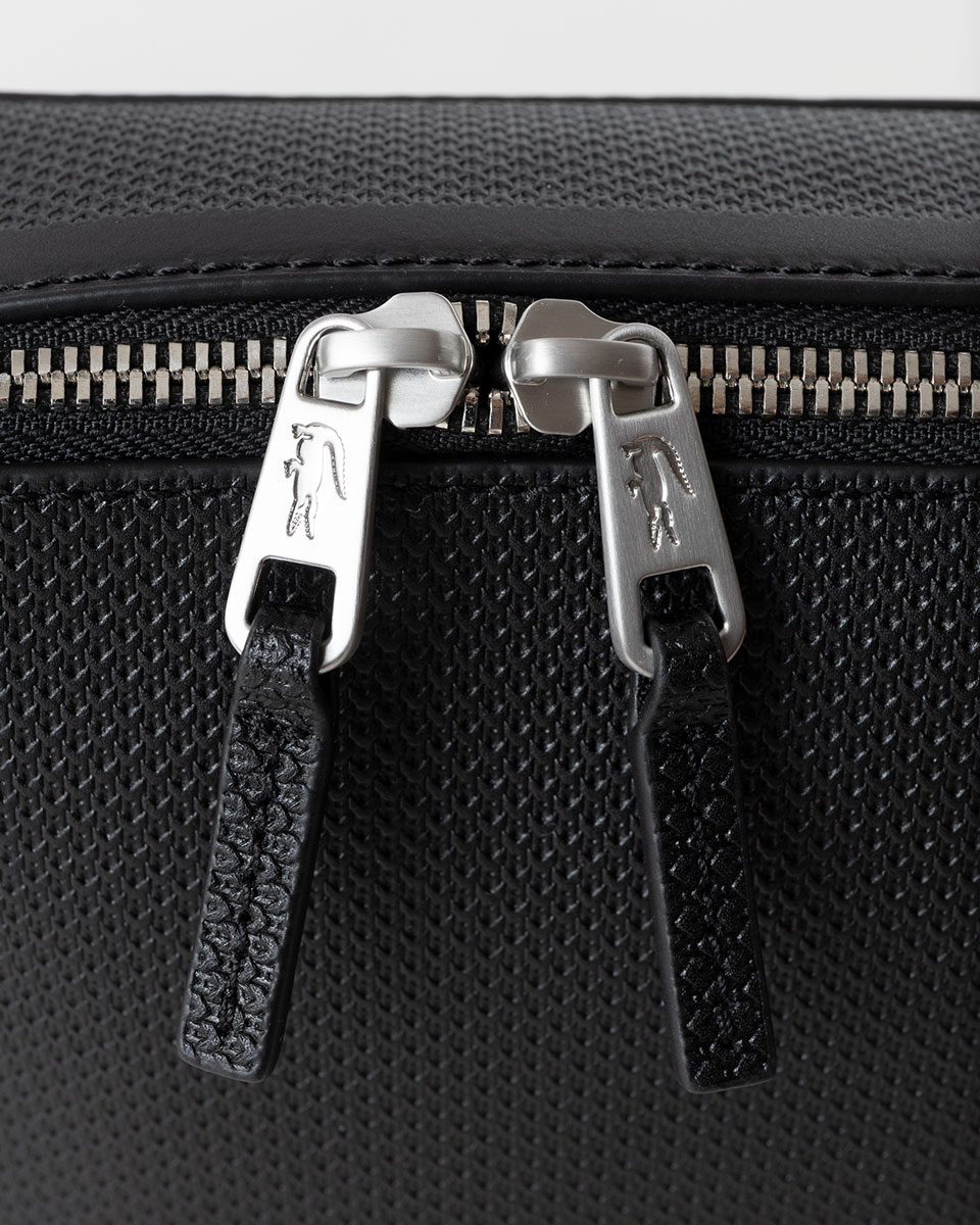 LACOSTE（ラコステ） CHANTACO スクエア ショルダーバッグ LACOSTE