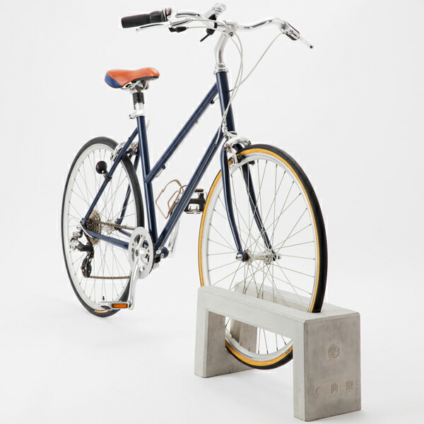 柴田コンクリート:典型 自転車止め 片面用 7001(メーカー直送品)(配送地域制限有) 自転車 車輪止 駐輪 駐車 コンクリート 玄関前 店前 庭 関連画像4
