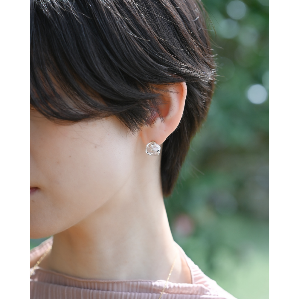 HARIO Lampwork Factory（ハリオランプワークファクトリー） ピアス
