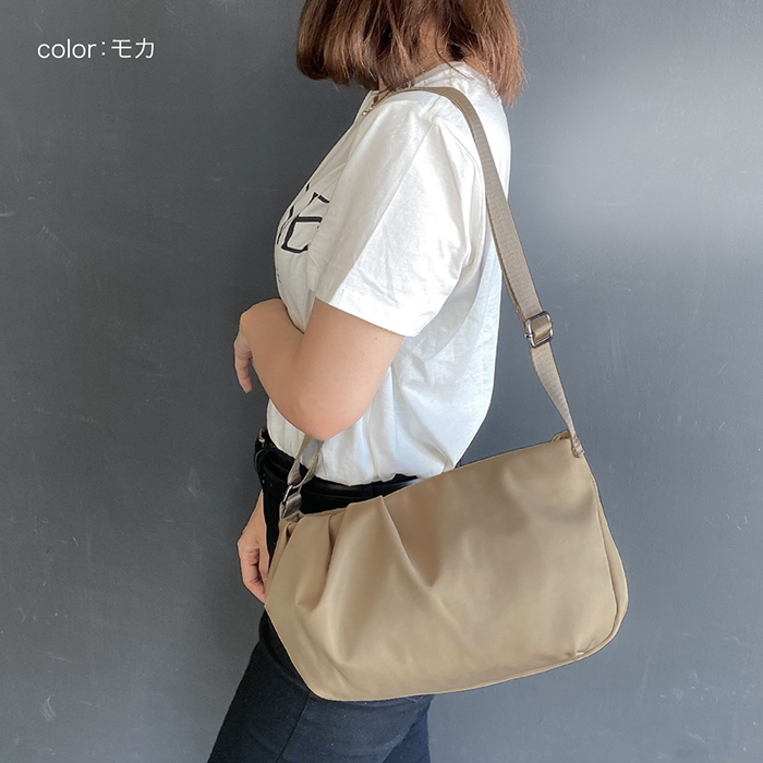 撥水加工バッグ ショルダーバッグ きれいめ 軽い 軽量 ポリエステル