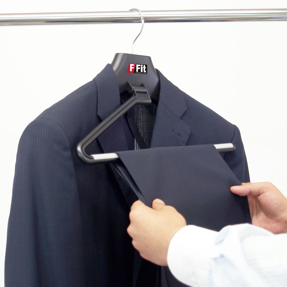 ハンガー ワンオールストップバー スラックスハンガー （ 収納ハンガー 衣類ハンガー スーツ用 ジャケット パンツ スラックス ）