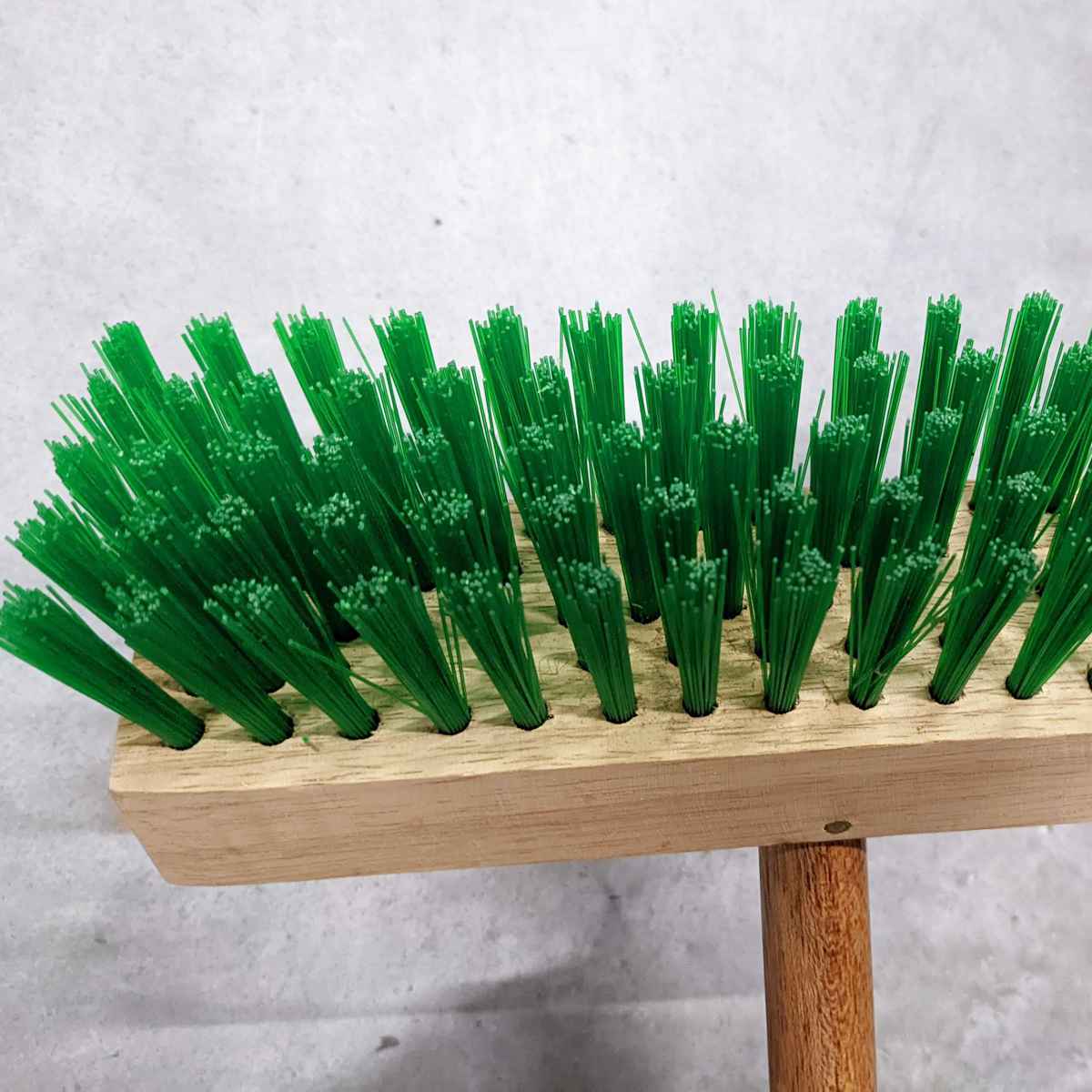 デッキブラシ 木柄 長さ112cm 幅24cm ( 床ブラシ ベランダ 長柄 ナイロンブラシ 床磨き ベランダ掃除 玄関 玄関掃除 ) 関連画像2