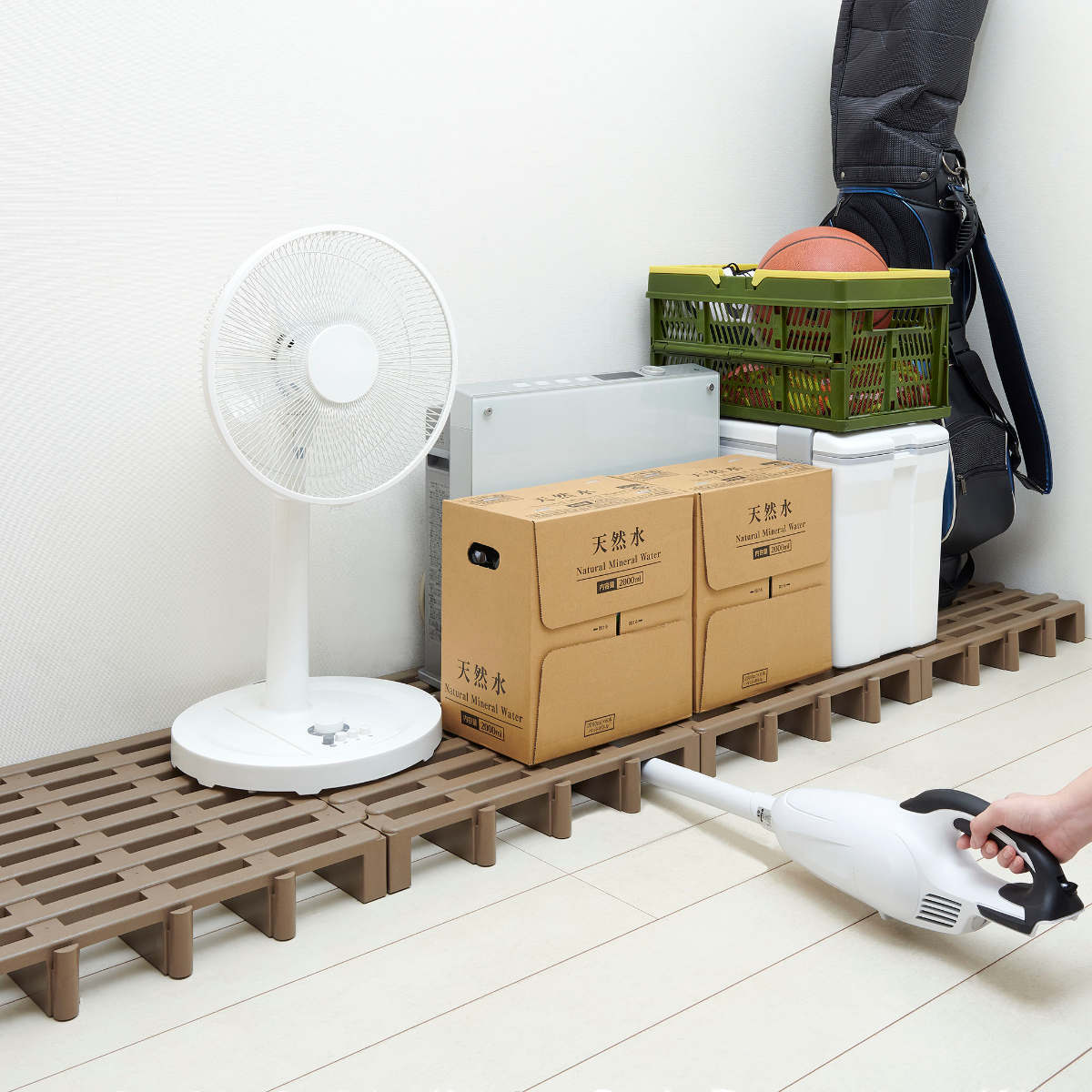 布団収納用プラスチックパレット 2枚×8セット 押し入れすのこ クリーンパレット 連結タイプ 2台入り 幅38.3×奥行75.3