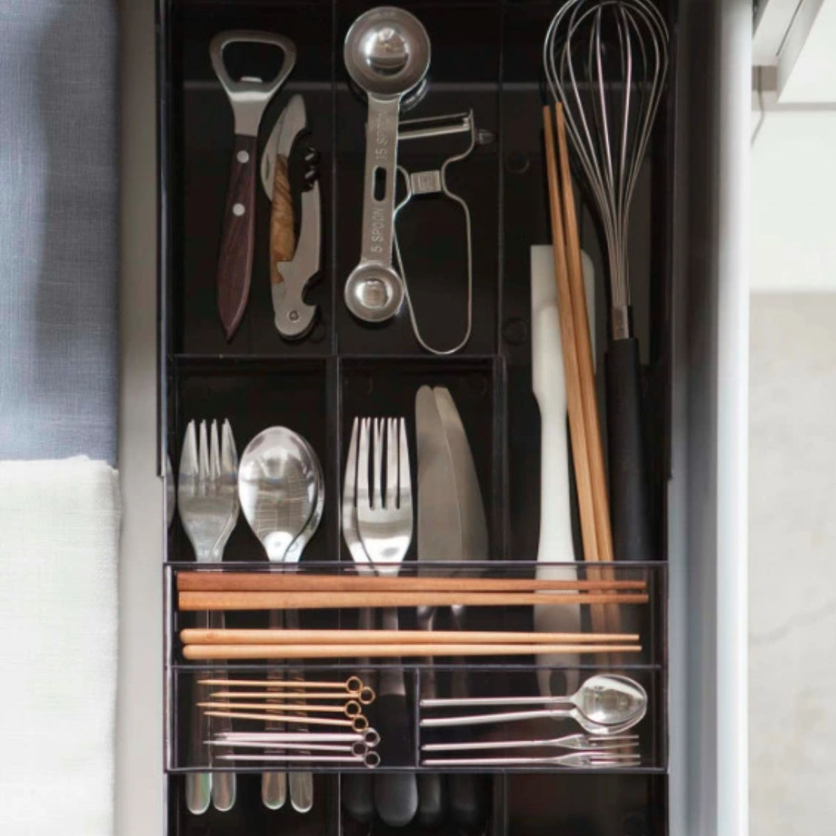 山崎実業 tower 伸縮＆スライド カトラリートレー タワー （ 4903208033824 タワーシリーズ 伸縮＆スライド式 キッチン収納 引き出し収納 ） | tower | 13