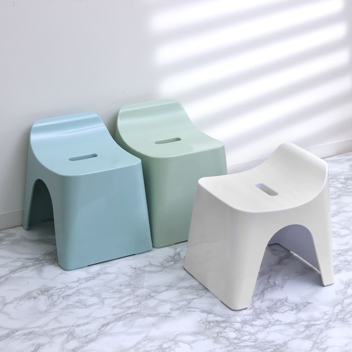 シンカテック 風呂椅子 ヒューバス バススツール h25 座面高さ25cm