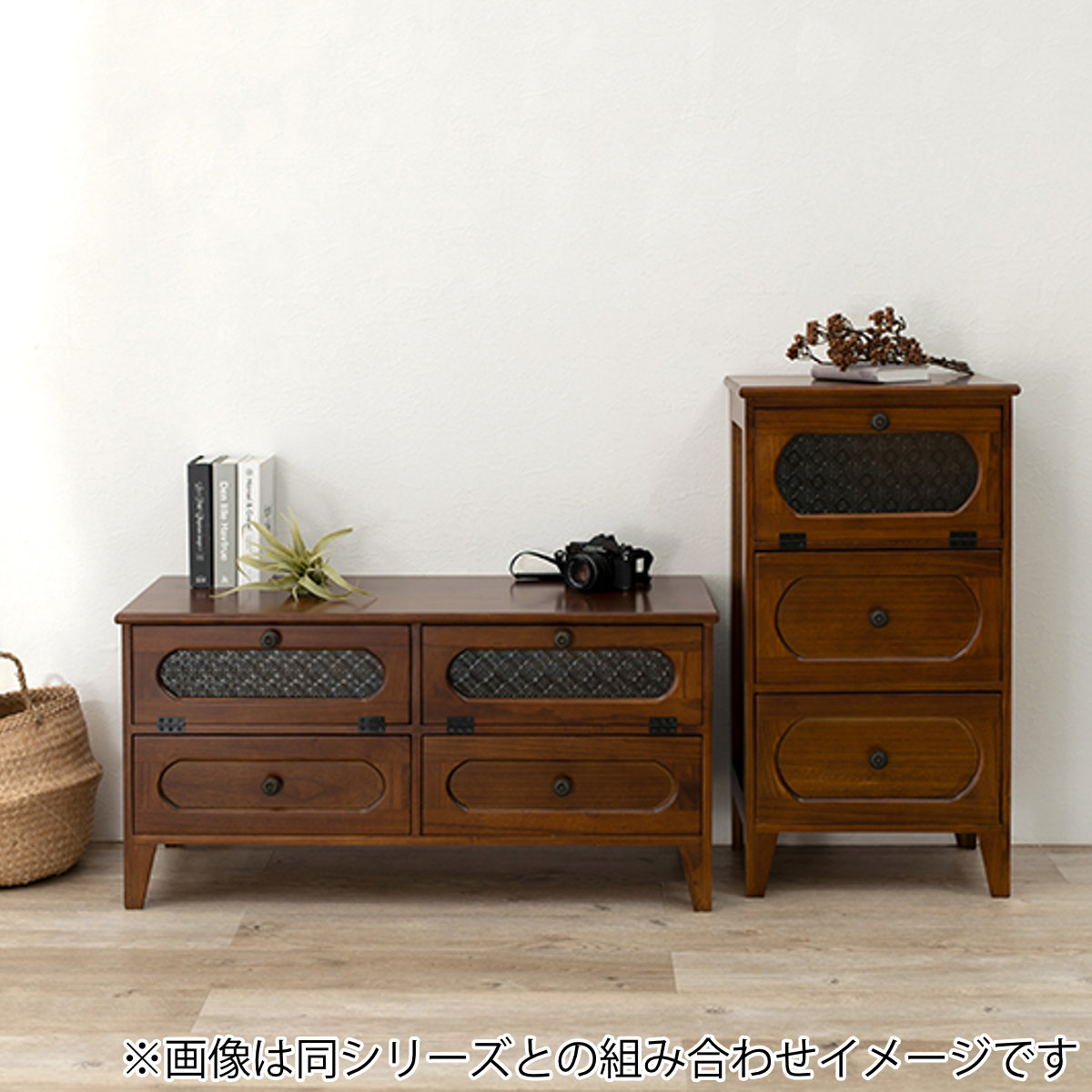 HAGiHARA（萩原） チェスト 2段 ガラス開き戸付 桐製 ビンテージ調 幅