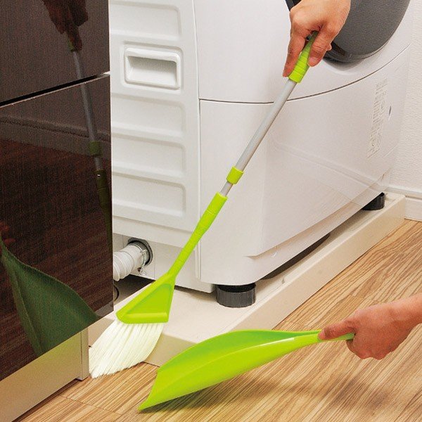 ほうき ちりとり セット 伸縮柄 チョコ掃き 最長61cm （ 箒 ホーキ チリトリ 室内 玄関 水に強い すき間掃除 掃き掃除 掃除用品 ）