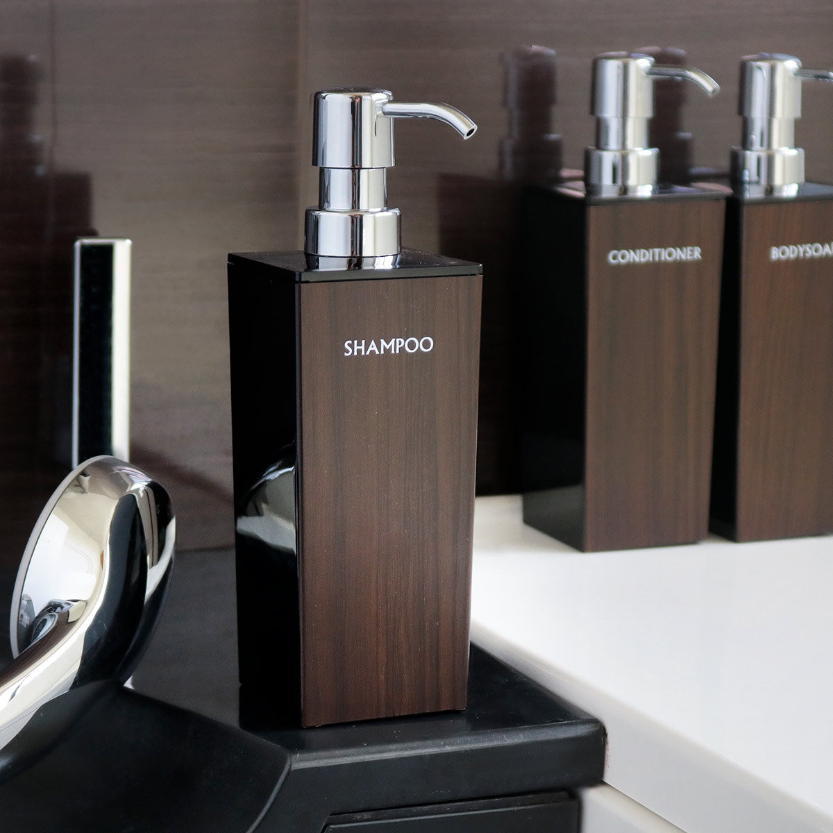 ディスペンサー WOODY 角型 500ml シャンプー 用 （ 詰め替えボトル