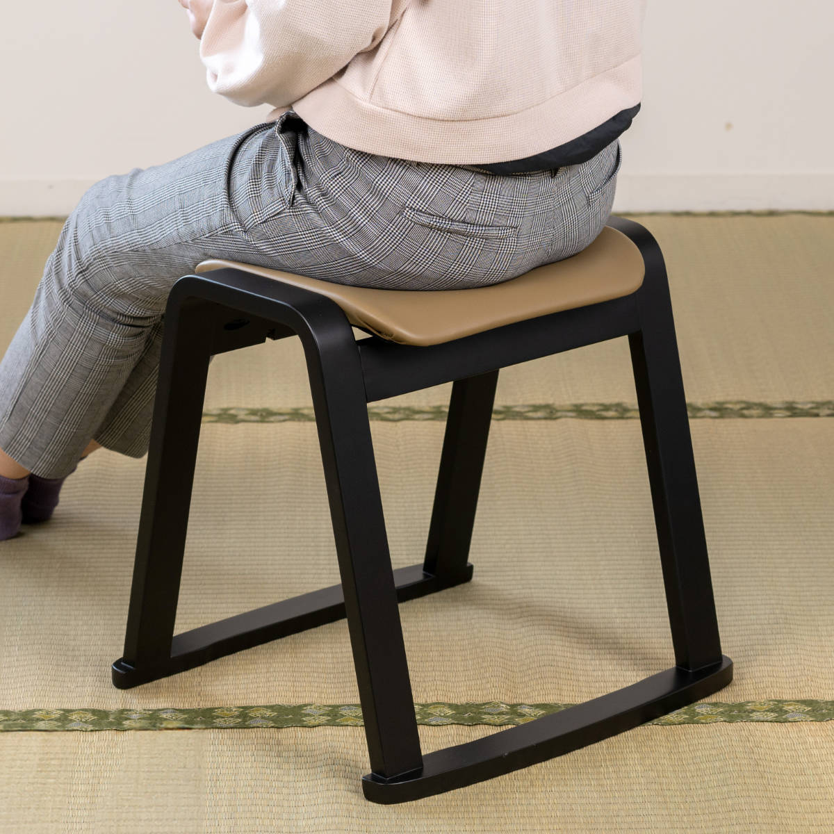 東谷 スツール 同色4脚セット 高さ43cm スタッキング お座敷チェア