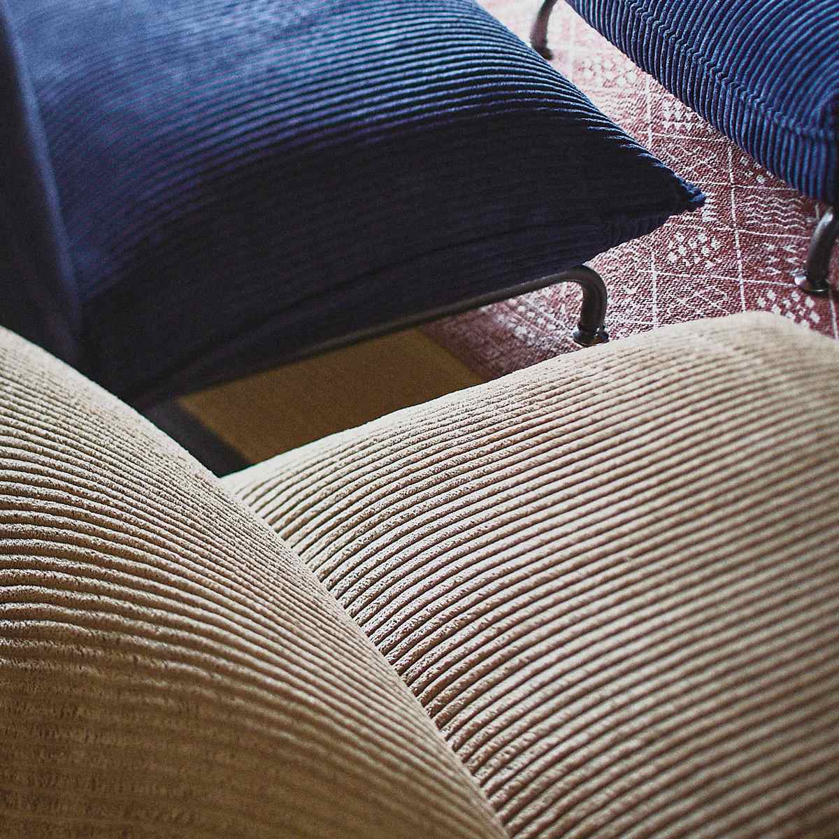 東谷 フロアソファ 座椅子 リクライニング式 スチール脚 JAKE 幅68cm