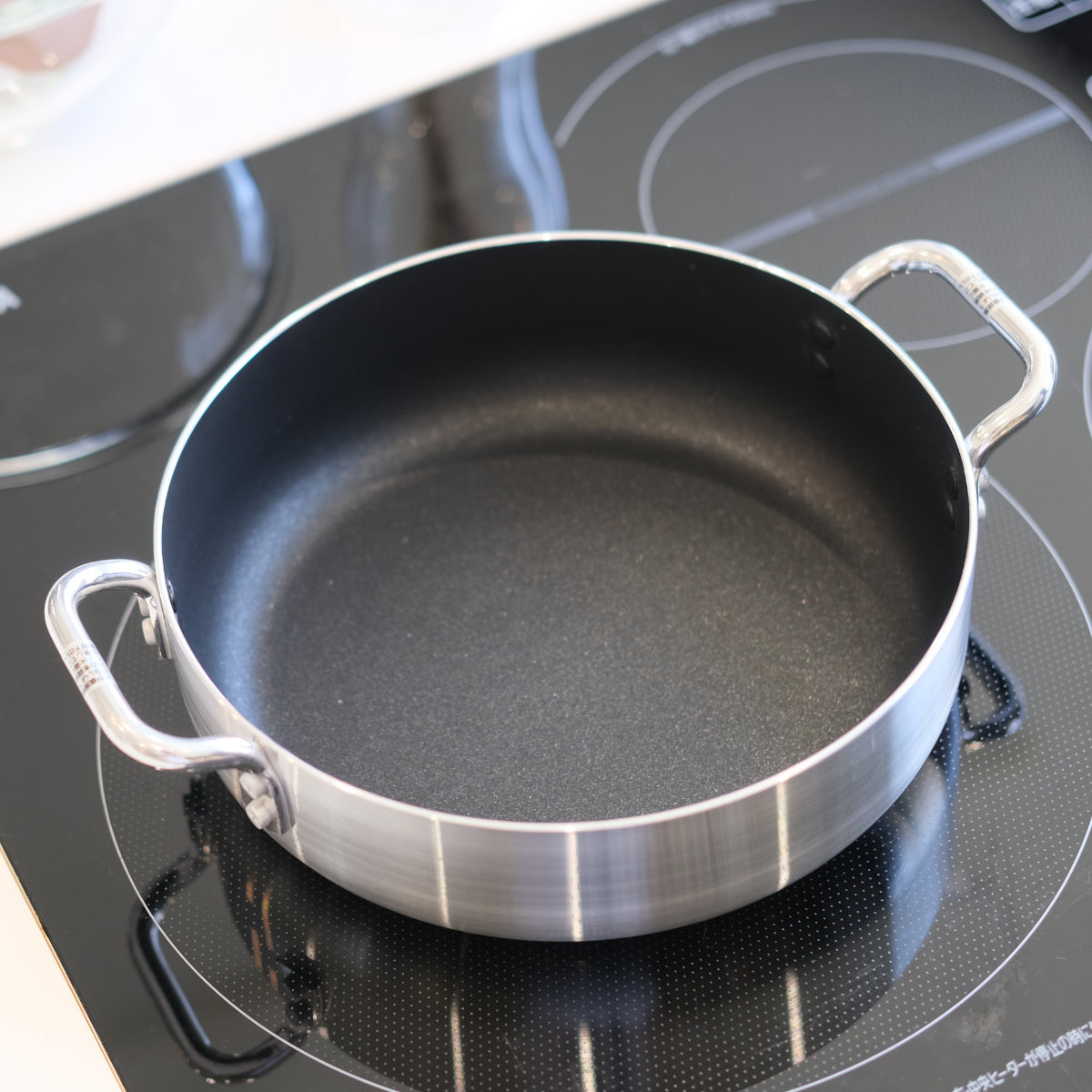 パール金属 両手鍋 20cm IH対応 オーブンにも使える卓上鍋 （ ガス火