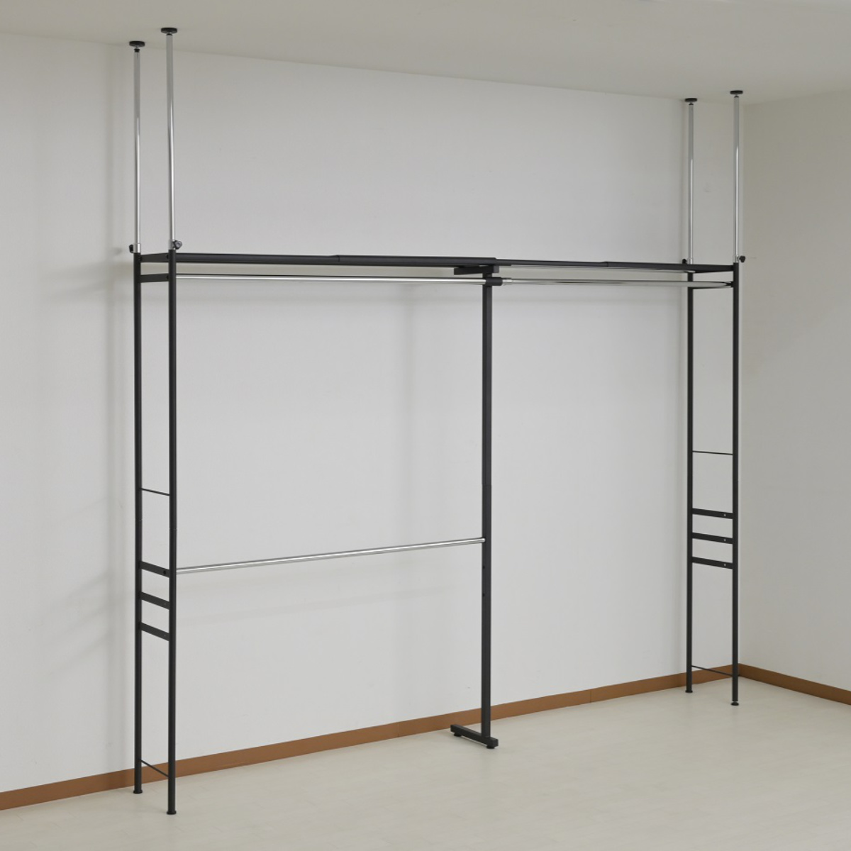 突っ張り ハンガーラック ロータイプ スーパーワイド 幅140〜250cm