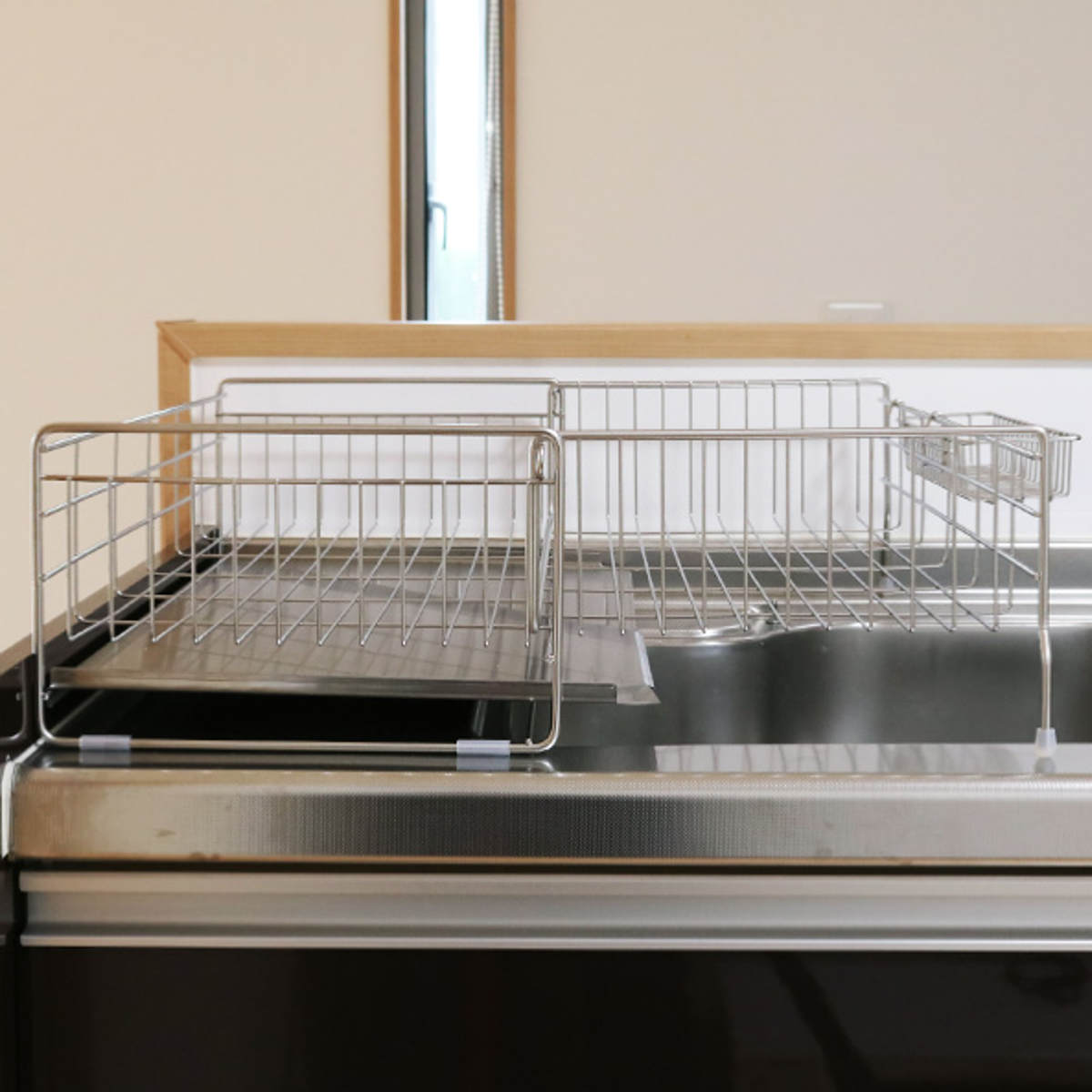 ヨシカワ 水切りラック シンクサイド 幅の広がる水切り 幅26cm×奥行