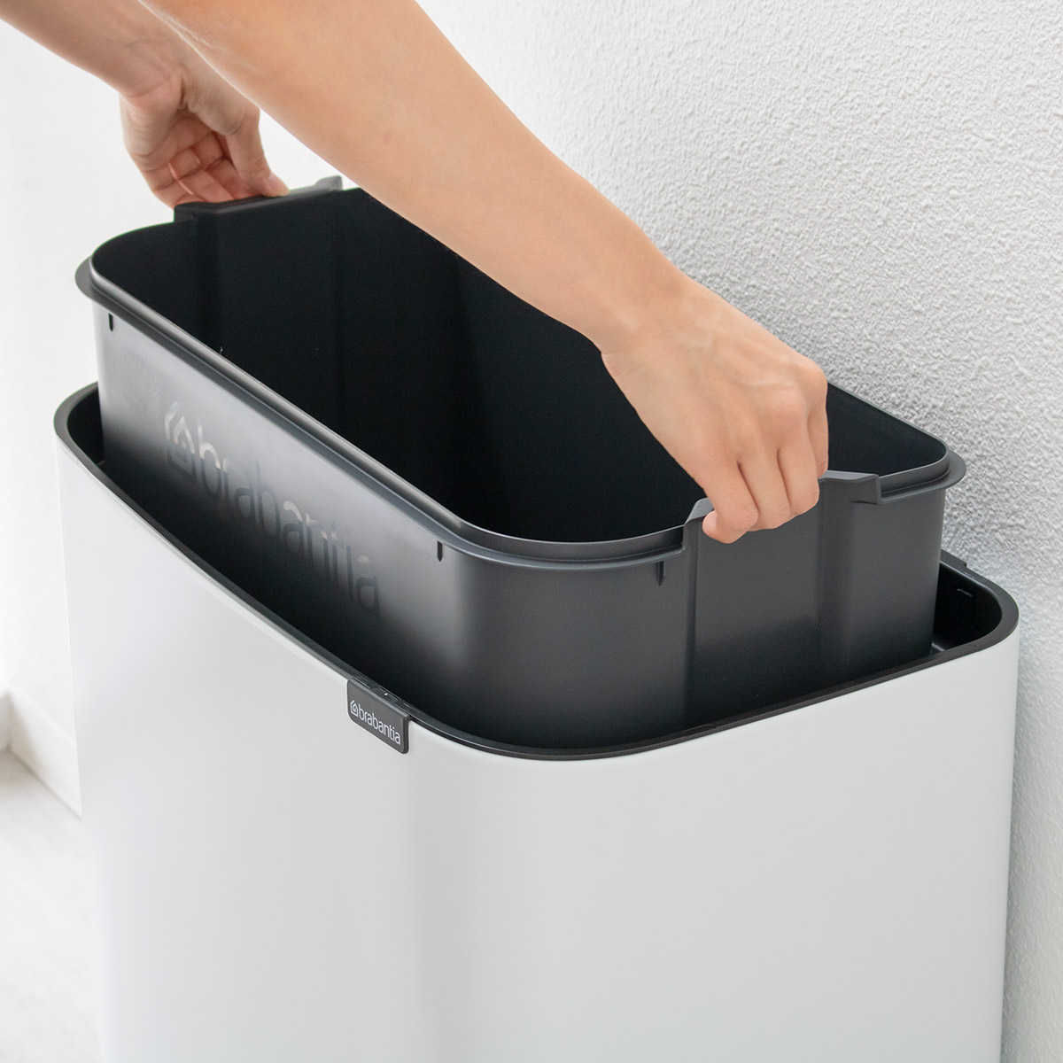 brabantia（ブラバンシア） ゴミ箱 36L Boタッチビン （ ブラバンシア