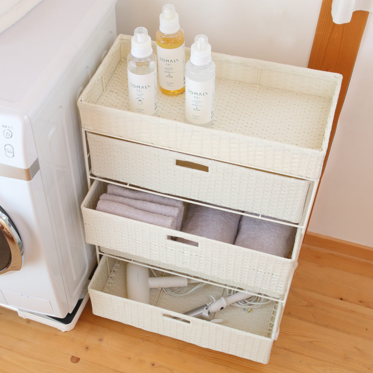 ランドリーチェスト 幅60.5cm 4段 引出し キャスター付 完成品 （ ラタン調 ランドリー チェスト ラック 防水 撥水 収納 かご ）の画像