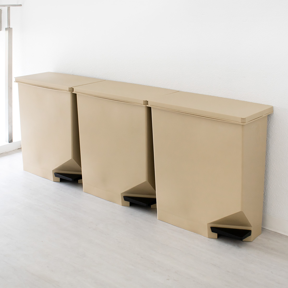 ゴミ箱 35L 同色3個セット 棚下・カウンター下にも置けるペダルペール （ 35リットル ごみ箱 キッチン スリム 棚下 カウンター ペダル式 分別 ふた付き ）_22