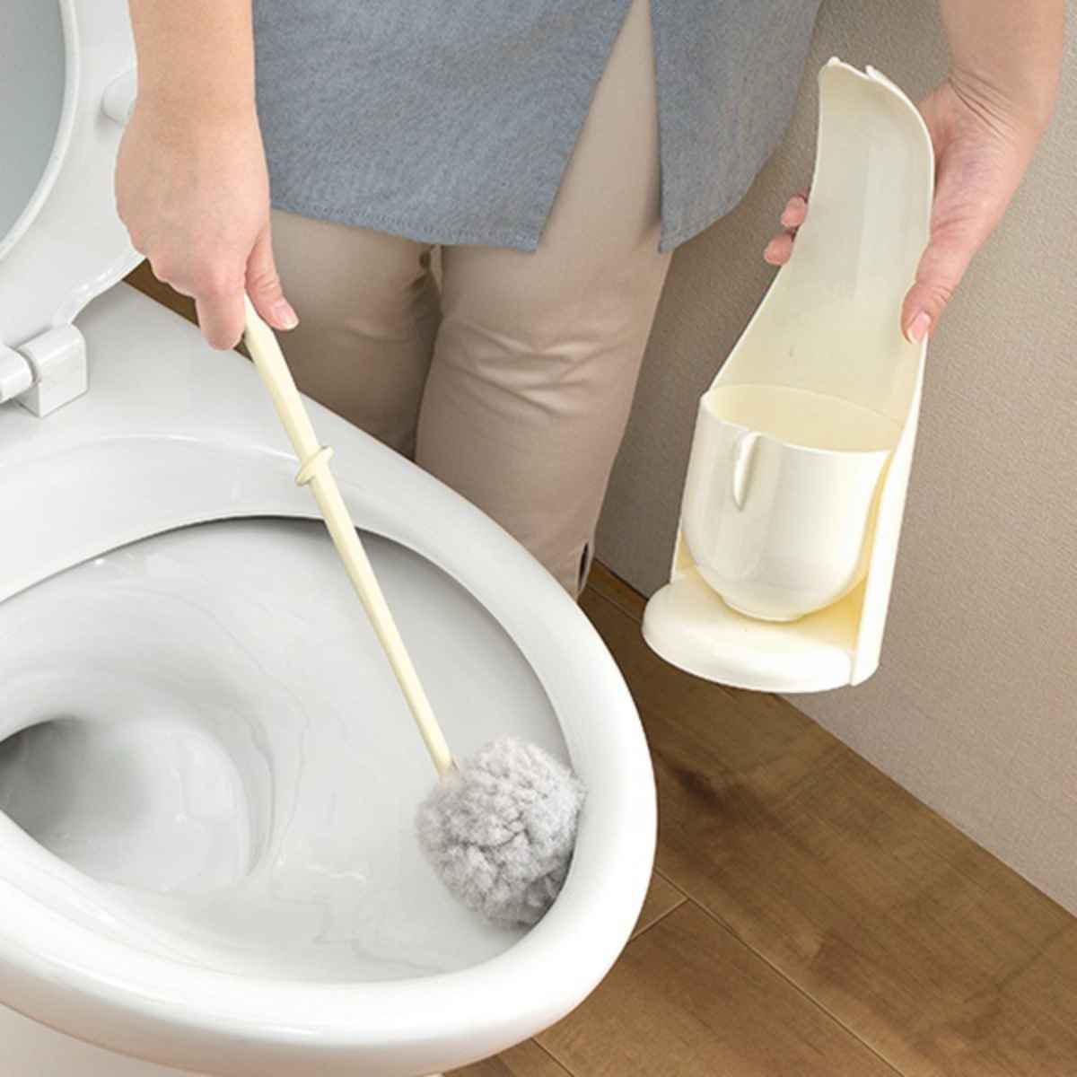 トイレブラシ ケース付き 抗菌 サトミツ棒 （ トイレ ブラシ トイレ掃除 そうじ トイレ用ブラシ 便器 清掃 ブラシケース ブラシ入れ スリム  柄付き ） :335527:お弁当グッズのカラフルボックス - 通販 - Yahoo!ショッピング