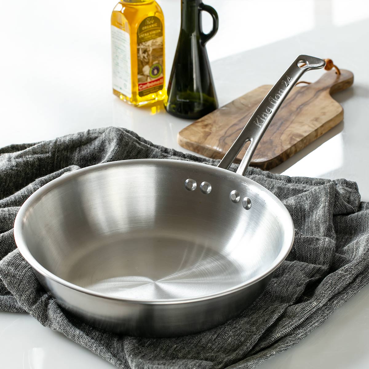 【未使用】Sun  ステンレススチール 電気フライパン 未使用】Sun ステンレススチール 電気フライパン 日本製】 SUITO 使い