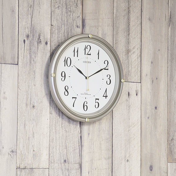 掛け時計 電波時計 シチズン CITIZEN スワロフスキー 電池交換お知らせ