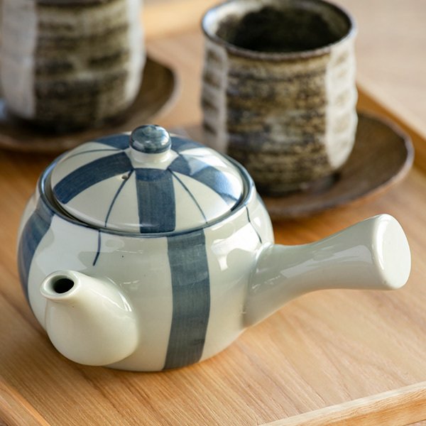 急須 400ml 染十草 茶こし付き ポット ティーポット 陶器 （ 食洗機