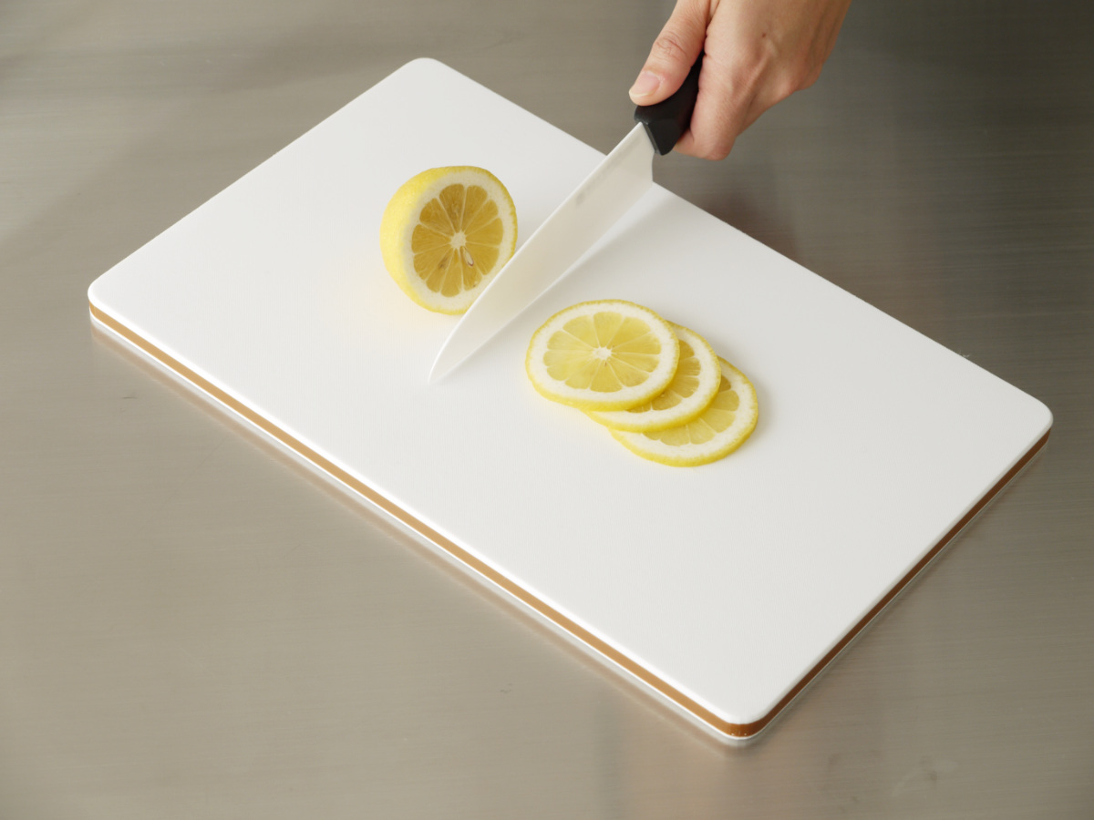 三洋化成 まな板 M 22×35cm エラストマー 食洗機対応 やわらか耐熱抗菌