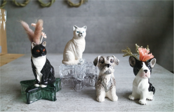 花瓶 一輪挿し フラワーベース 犬 猫 タグ付 （ 花びん 花器 アニマル