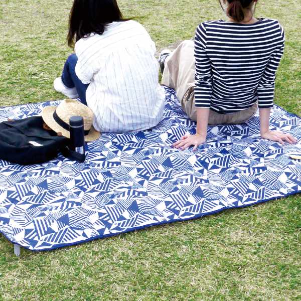 現代百貨 レジャーシート 大判 140×180cm Lサイズ Laid-Back 現代百貨 レジャーシート 大判 140×180cm Lサイズ Laid-Back