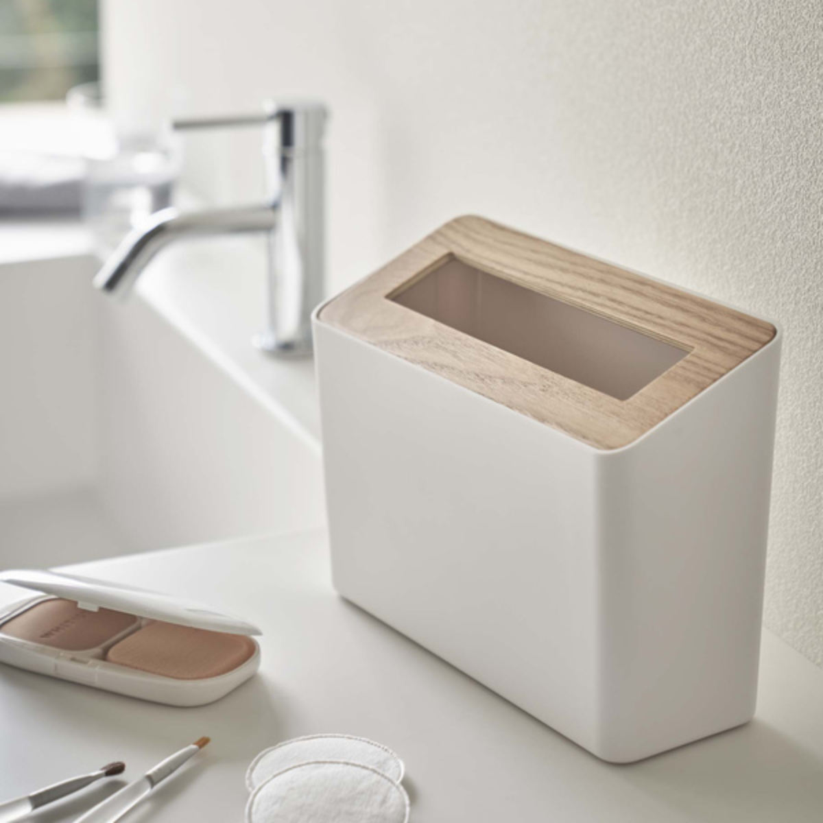 RIN（山崎実業） 山崎実業 RIN 蓋付き卓上ゴミ箱 リン