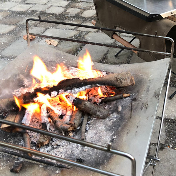 弘益 焚き火台 軽量 薄型 バーベキューコンロ 2Way フレイムピット