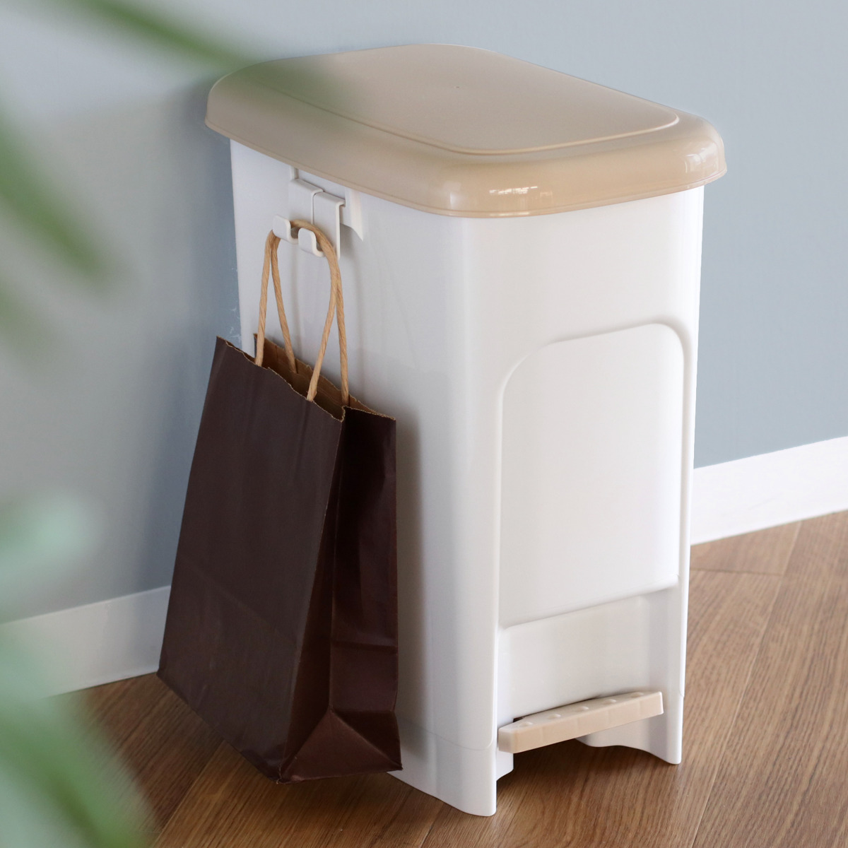 サンコープラスチック ゴミ箱 20L ペダルペール （ 20 リットル 20l