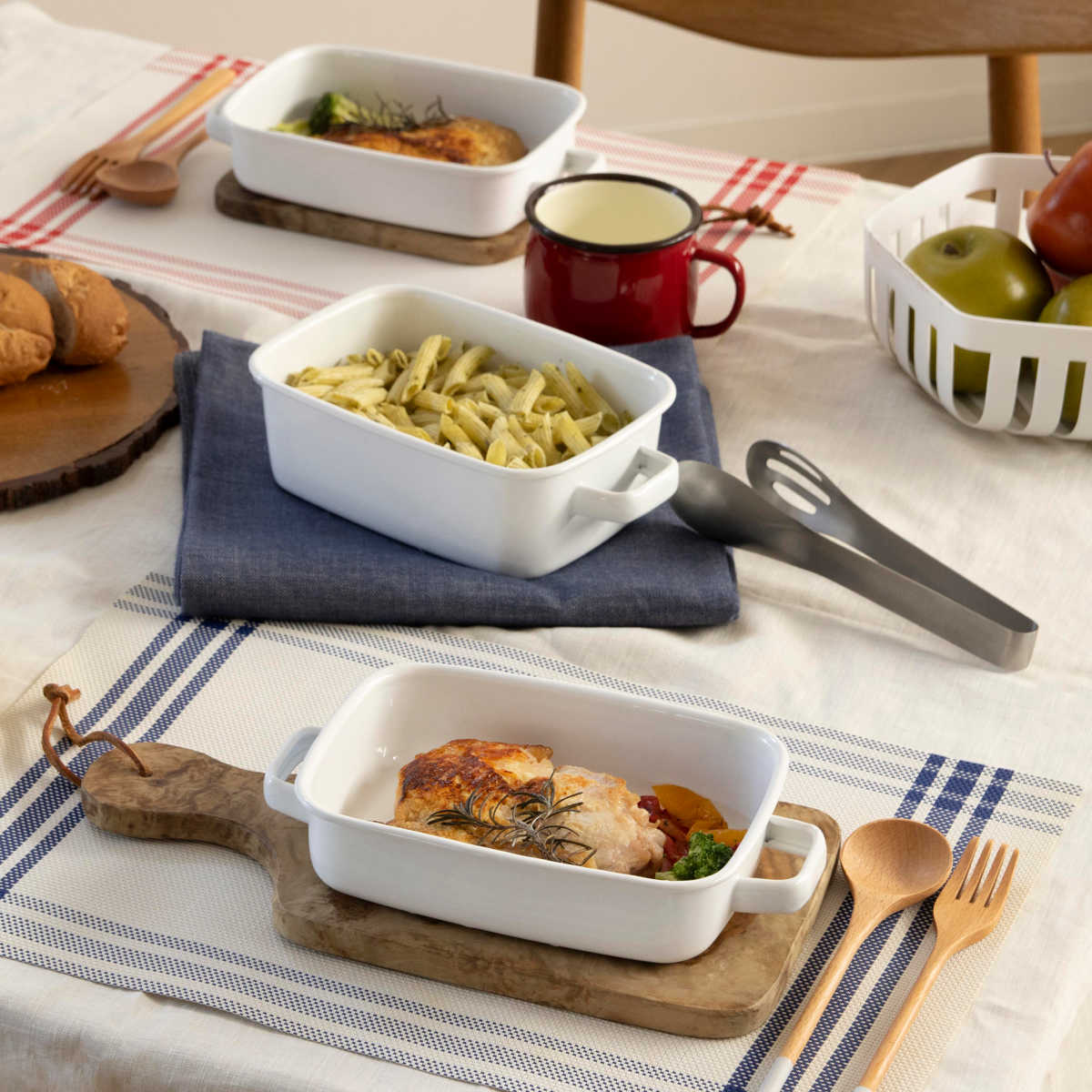 パール金属 グラタン皿 18cm 浅型 ホーロー ブランキッチン