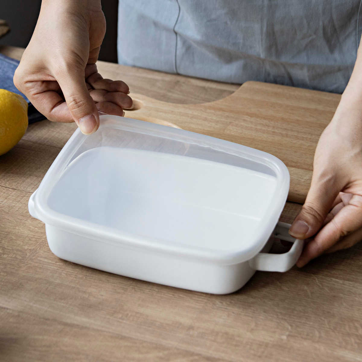 パール金属 グラタン皿 18cm 浅型 ホーロー ブランキッチン