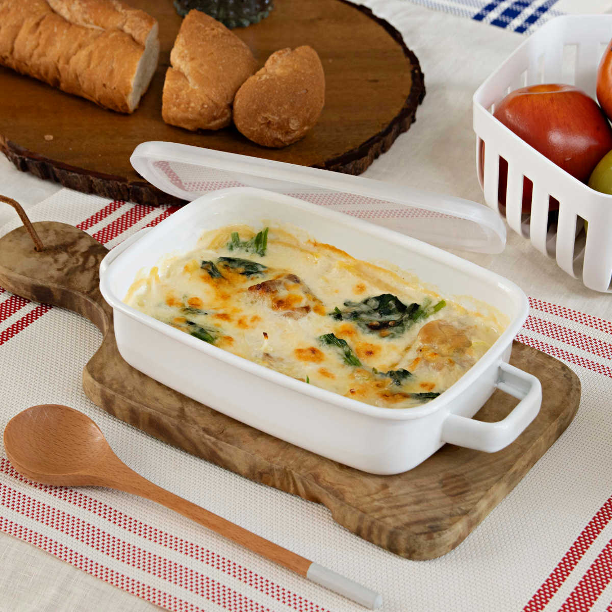 パール金属 グラタン皿 18cm 浅型 ホーロー ブランキッチン