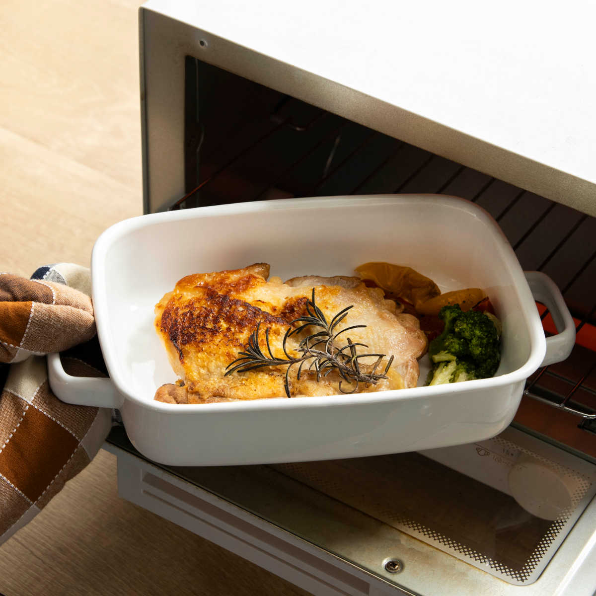 パール金属 グラタン皿 18cm 浅型 ホーロー ブランキッチン