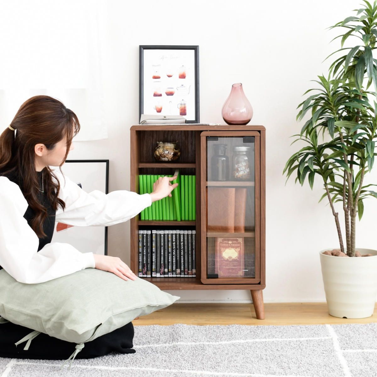 JK-PLAN（ジェイケイ・プラン） マガジンラック スライド収納 ガラス扉