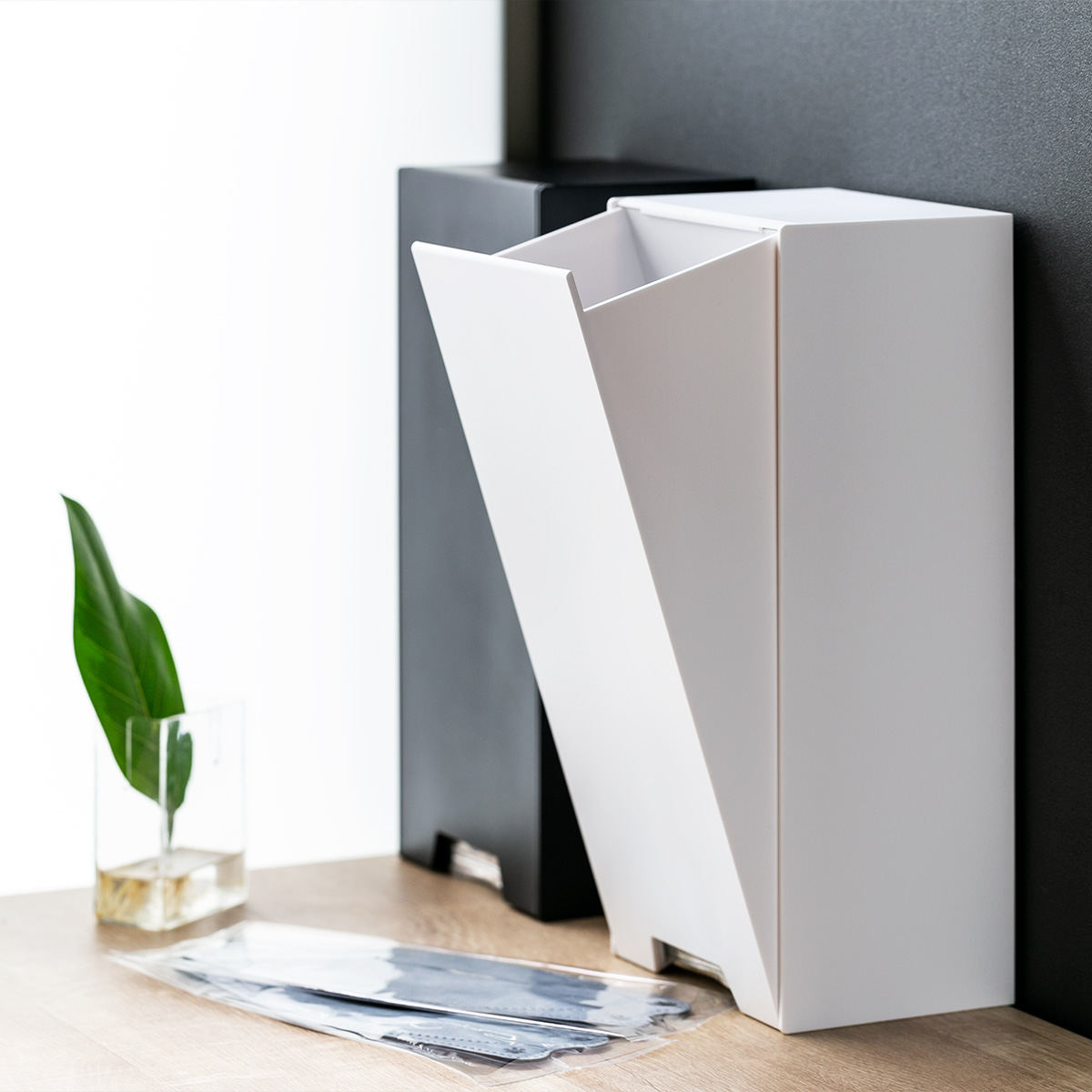 tower 山崎実業 ツーウェイ立体マスク収納ケース タワー