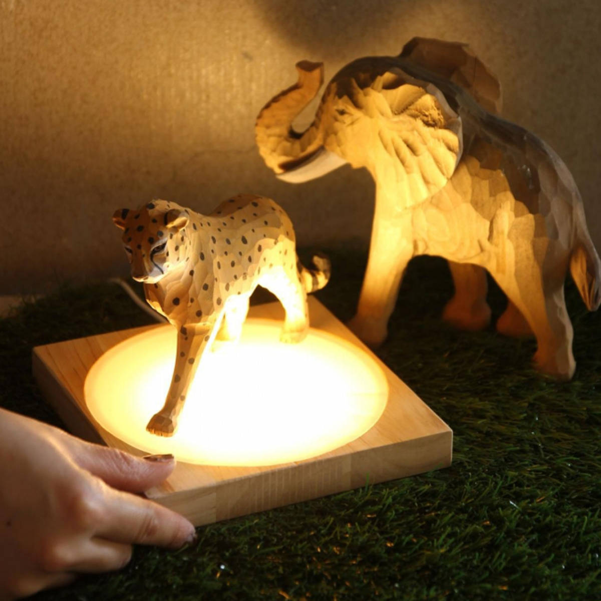 フラワーベース LEDディスプレイライト USBタイプ Mサイズ （ 照明