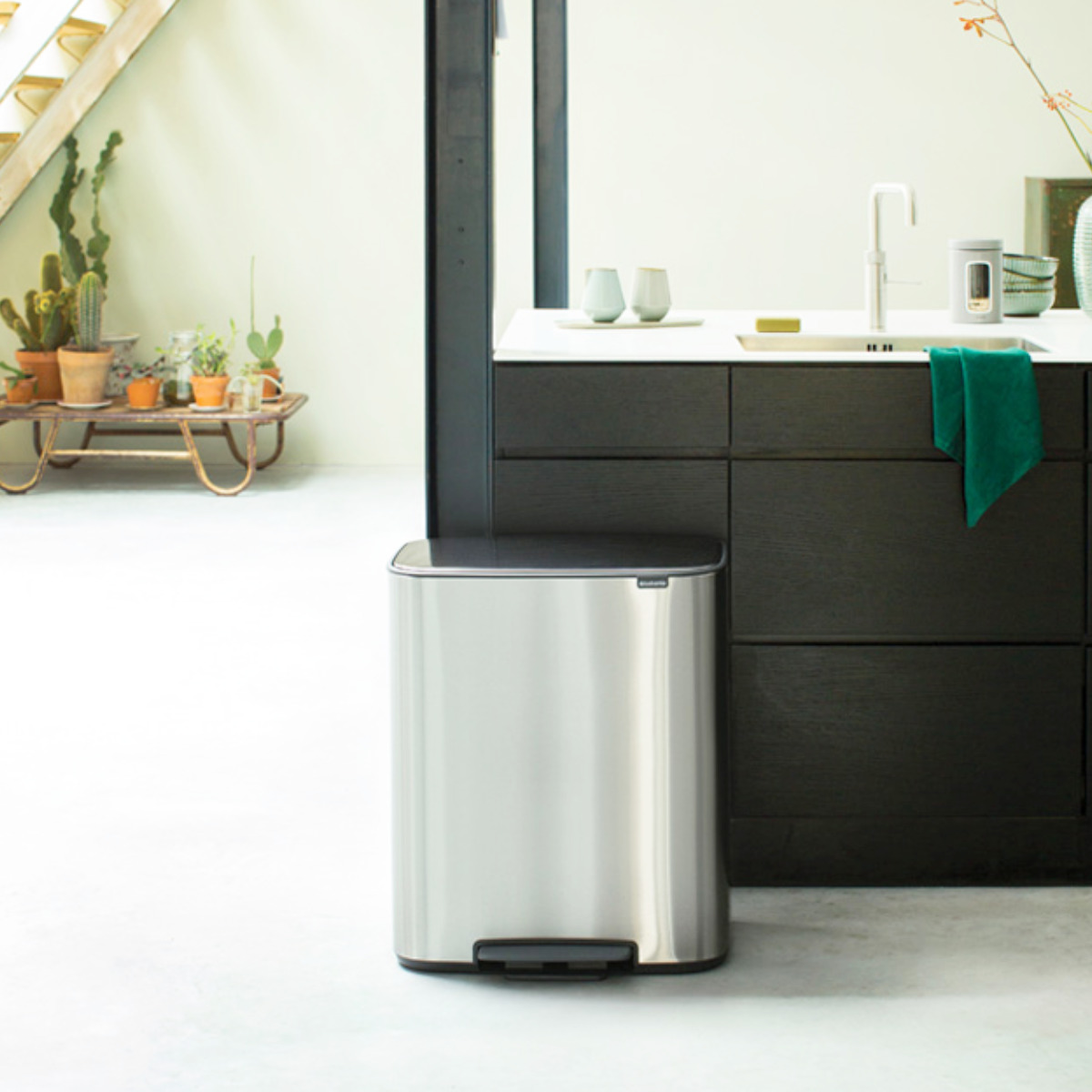 brabantia（ブラバンシア） ゴミ箱 2X30L Bo Pedal Bin ステンレス