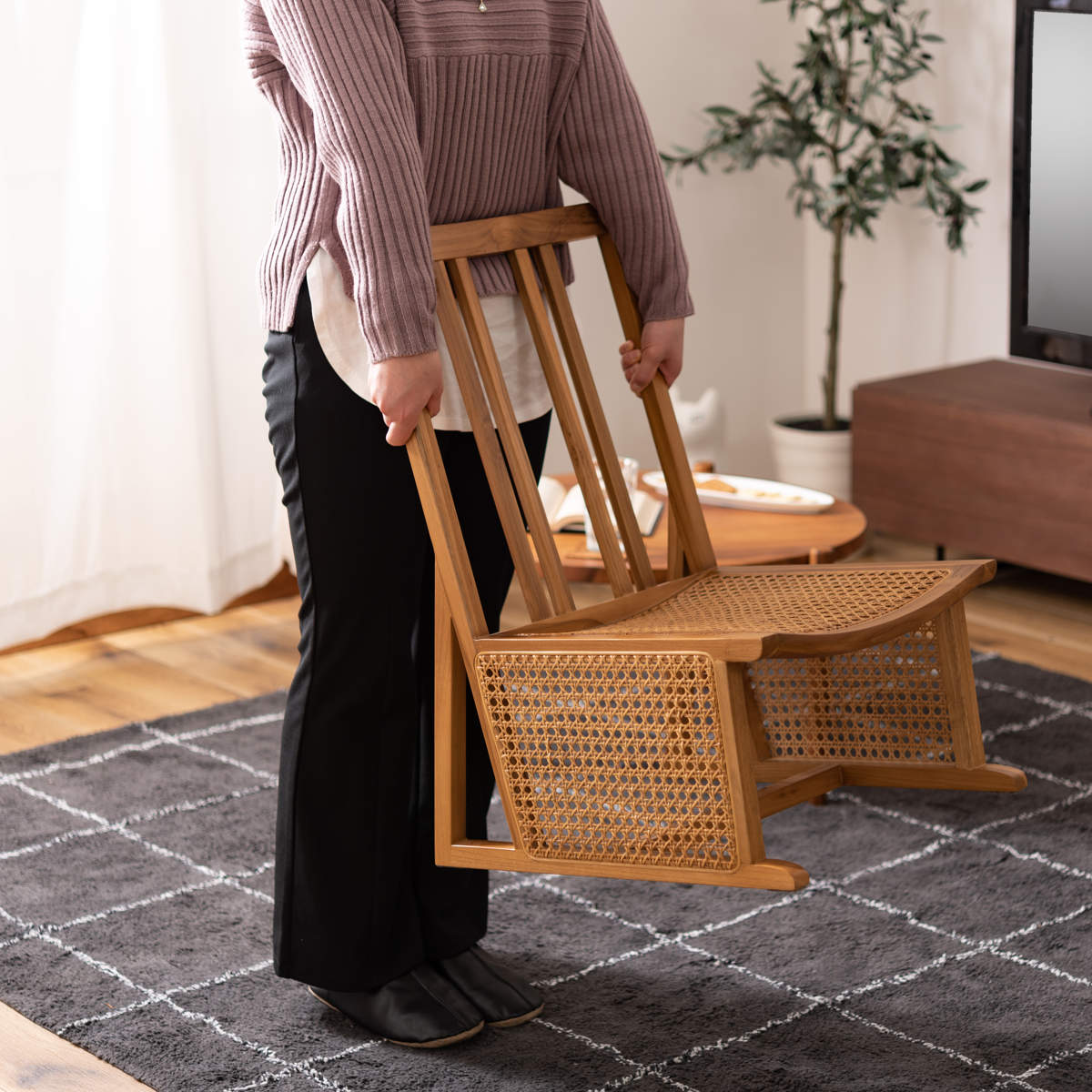 東谷 フロアチェア ハイバック 天然木フレーム ラタン編み 座面高約