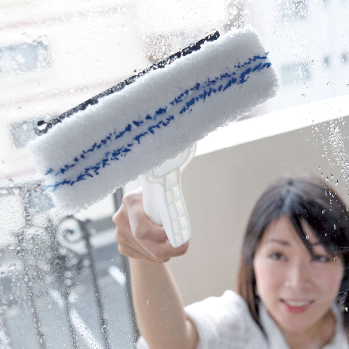 窓ワイパー ヘッドのみ ユースフルシリーズ （ ハンディーワイパー 窓掃除 網戸掃除 交換用 掃除 洗剤不要 モップ マイクロファイバー 絞りレバー 付き ）