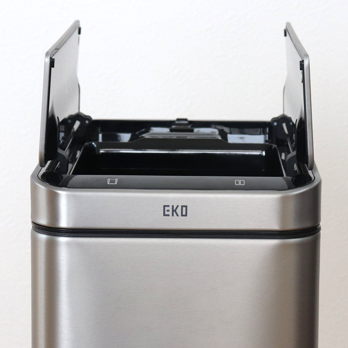 EKO（イーケーオー） ゴミ箱 30L エックスウィング センサー式