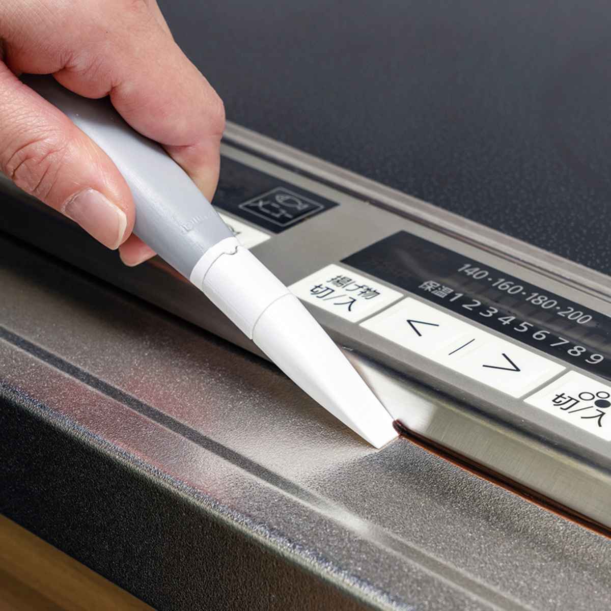 スクレーパー アズマジック 取替可能スクレーパー 柄付き BA647 （ 掃除 掃除用品 すき間掃除 掃除用スクレーパー ヘラ へら 本体 窓掃除 サッシ ）